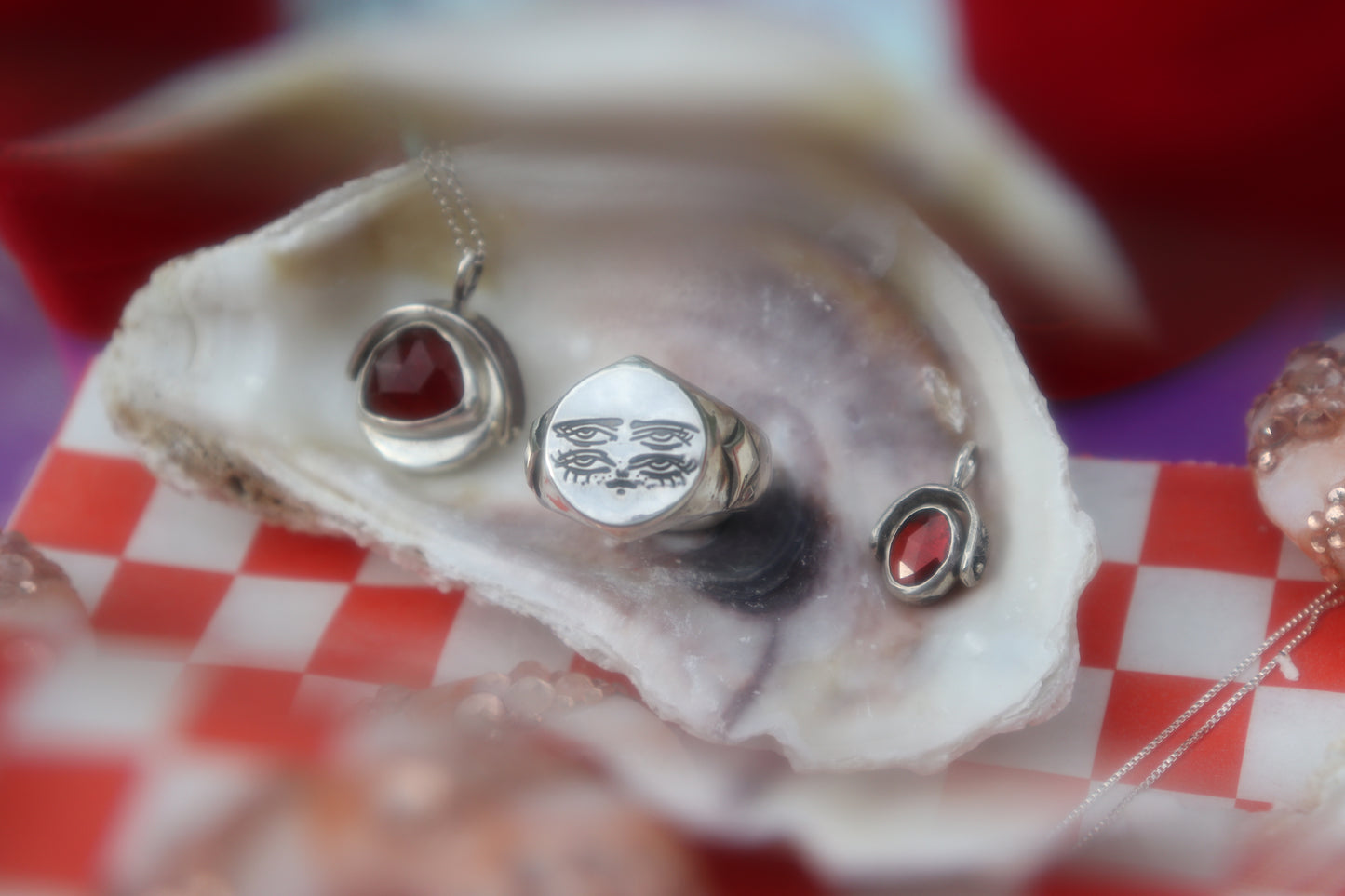 Mini garnet spinner pendant